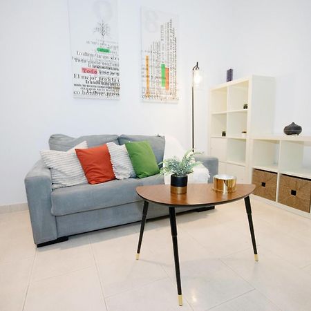 For You Rentals Apartamento Temporal Con Encanto En Malasana Min24 Madrid Exteriör bild